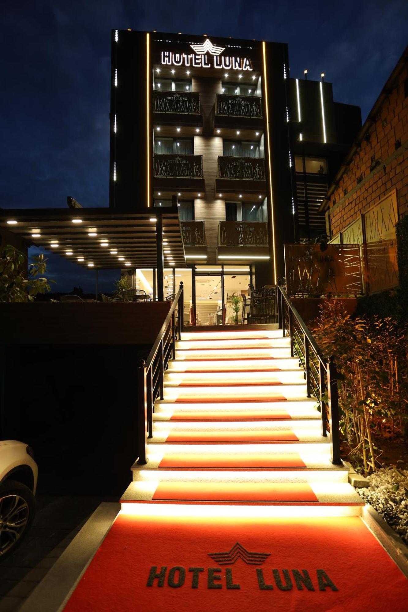 Hotel Luna Prizren Exterior photo